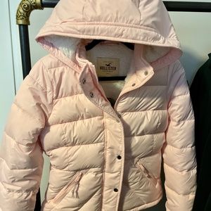 *NEW* with Tags - Sherpa Lined Hollister Puffer Jacket
